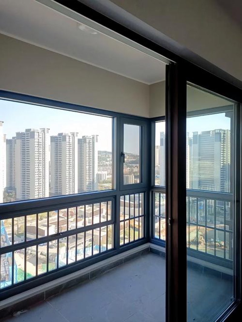 封阳台：城市之中的绿色变换